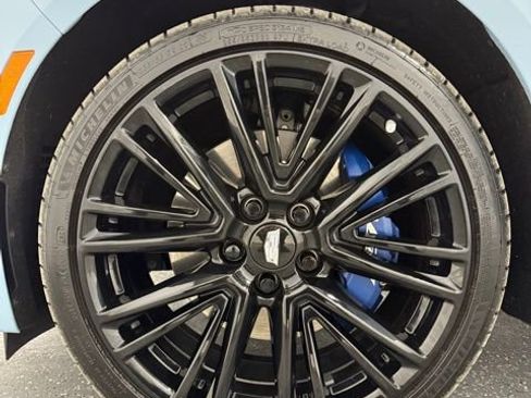 Used 2025 Cadillac CT5 V w/ Technology Package image 71