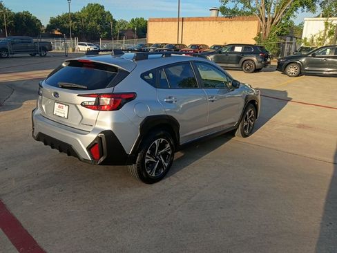 Used 2025 Subaru Crosstrek 2.0i Premium image 10