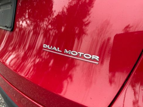 Used 2022 Tesla Model Y Performance image 12