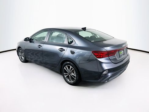 Used 2024 Kia Forte LXS FWD image 5