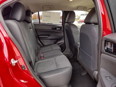 New 2026 Mitsubishi Eclipse Cross SE image 8