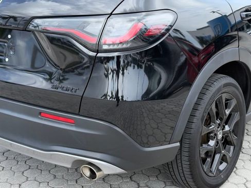 Used 2025 Honda HR-V Sport image 15