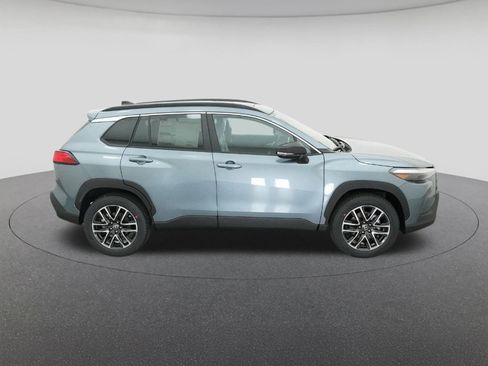 New 2026 Toyota Corolla Cross XLE w/ Convenience Package FWD image 11