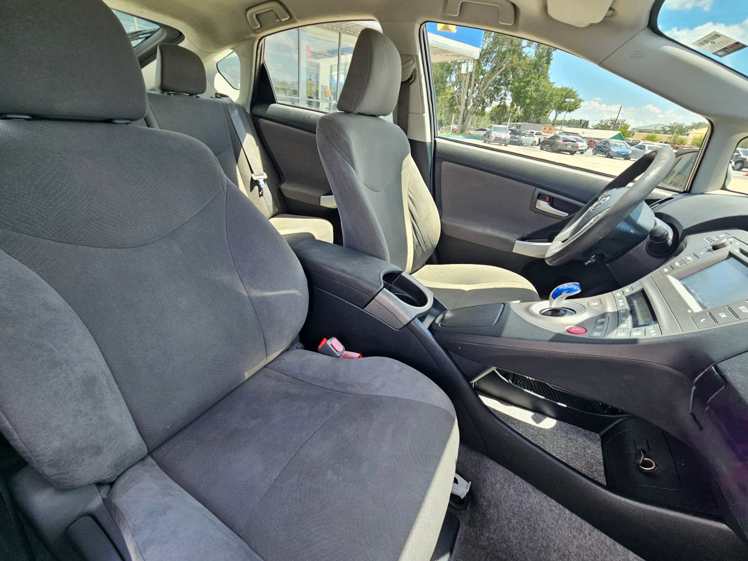 Used 2014 Toyota Prius Two FWD image 8