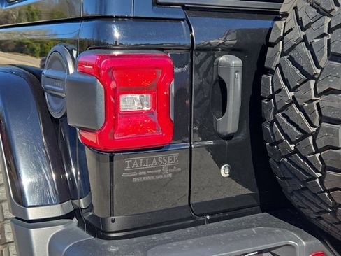 Used 2020 Jeep Wrangler Unlimited Rubicon w/ Steel Bumper Group image 8