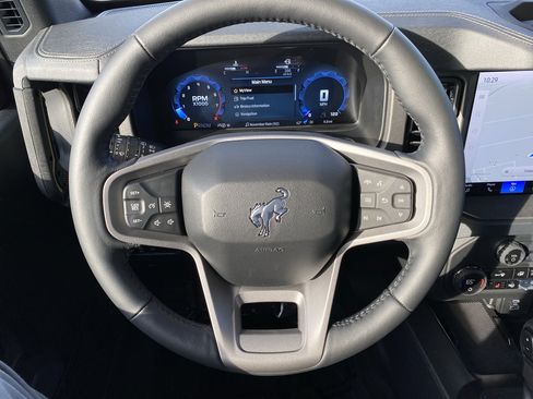 New 2025 Ford Bronco Badlands AWD/4WD image 21