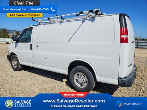 Used 2019 Chevrolet Express 2500 w/ Driver Convenience Package RWD image 3