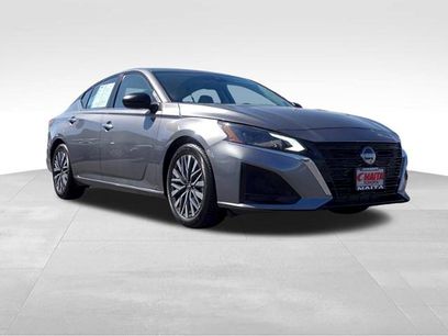 Used 2024 Nissan Altima 2.5 SV