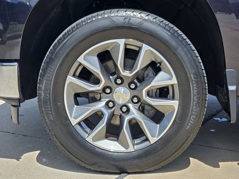 Certified 2023 Chevrolet Silverado 1500 LT AWD/4WD image 14