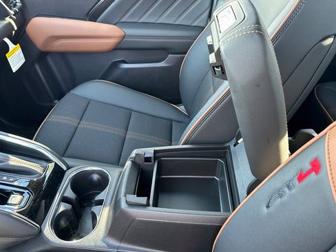 New 2026 GMC Canyon AT4 image 28