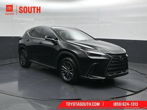 Used 2024 Lexus NX 350h AWD w/ Vision Package image 4