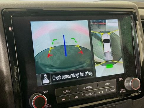 Used 2023 Nissan Frontier PRO-4X w/ Pro-4X Premium Package image 17