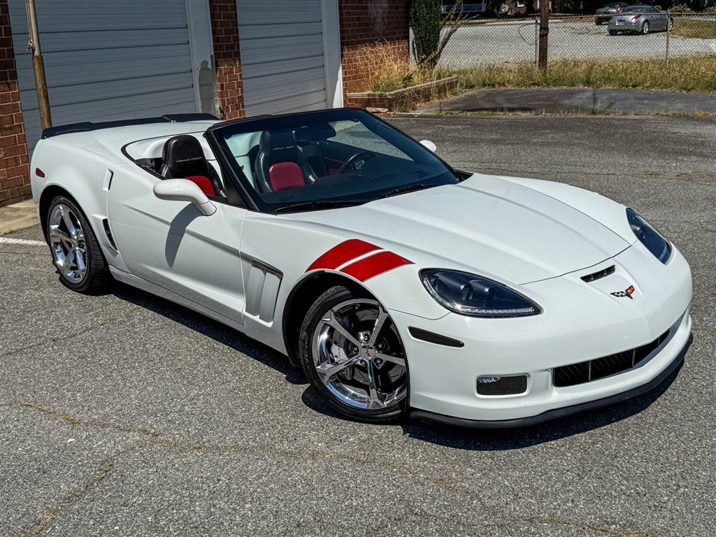 Used 2010 Chevrolet Corvette Grand Sport w/ Preferred Equipment Group RWD image 29