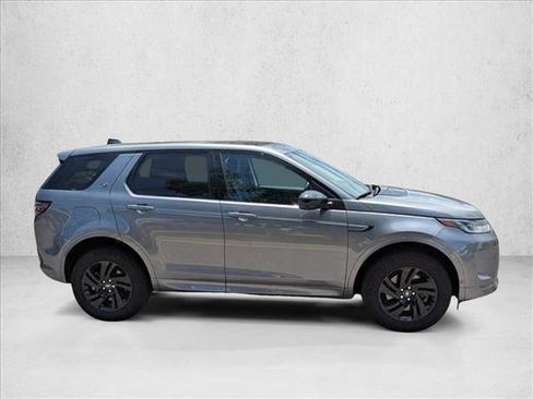 Used 2024 Land Rover Discovery Sport S image 4