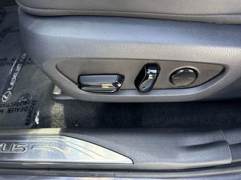 Used 2025 Lexus NX 250 FWD w/ Premium Package image 12