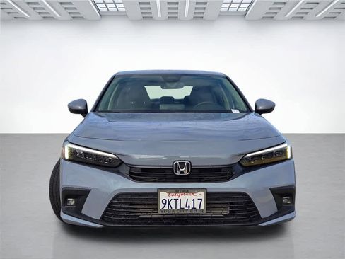 Used 2024 Honda Civic Touring image 2