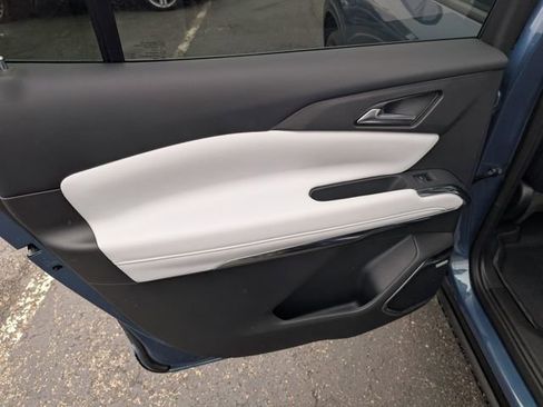 New 2026 Chevrolet Traverse High Country w/ LPO, Floor Liner Package image 10