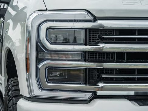 New 2026 Ford F350 Platinum w/ Platinum Plus Package AWD/4WD image 19