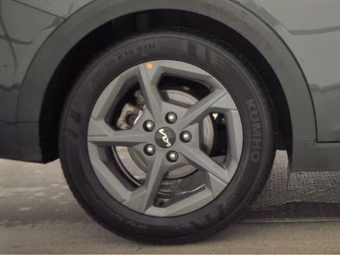 Used 2025 Kia K4 FWD image 22