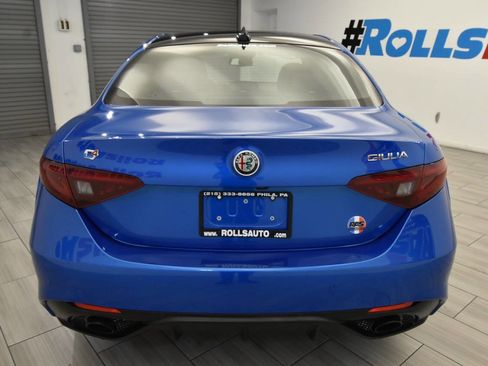 Used 2023 Alfa Romeo Giulia Veloce image 4