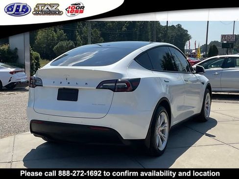 Used 2020 Tesla Model Y Long Range image 7