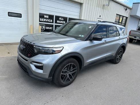 Used 2020 Ford Explorer ST w/ Premium Technology Package AWD/4WD image 16