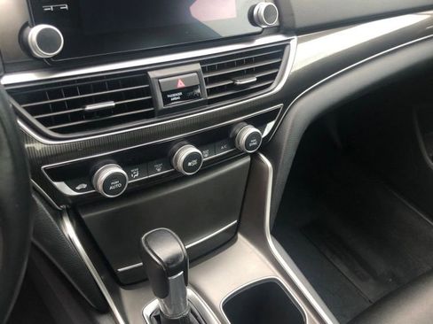 Used 2022 Honda Accord Sport image 14