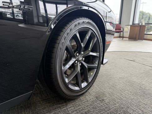 Used 2023 Dodge Challenger R/T w/ Plus Package image 19