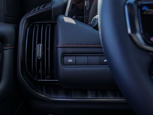 New 2026 Nissan Armada PRO-4X image 36