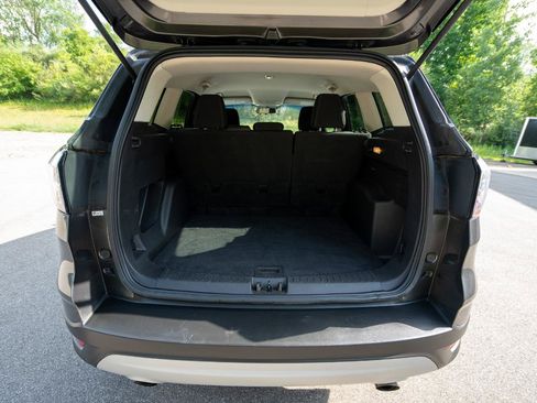 Used 2018 Ford Escape SE FWD image 20