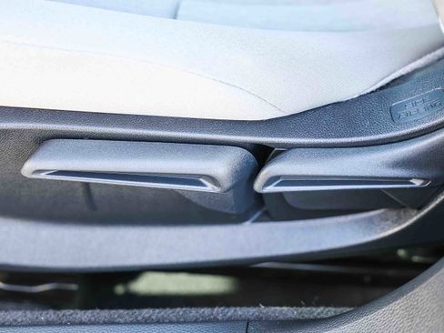 Certified 2025 Honda Accord LX image 11