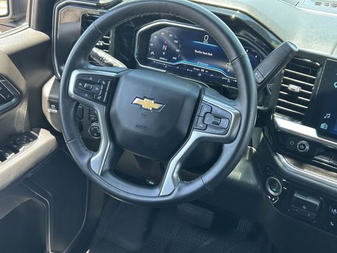Certified 2025 Chevrolet Silverado 1500 LT RWD image 15