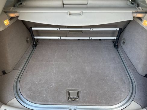 Used 2011 Cadillac SRX Luxury FWD image 15