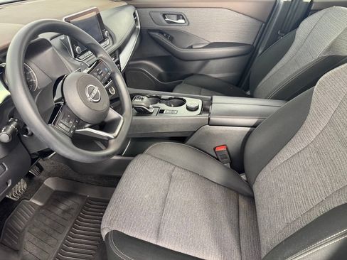 Used 2023 Nissan Rogue SV AWD/4WD image 13
