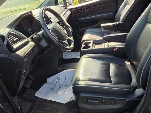 Used 2023 Honda Odyssey Elite image 5
