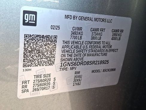 Used 2025 Chevrolet Suburban Z71 AWD/4WD image 27