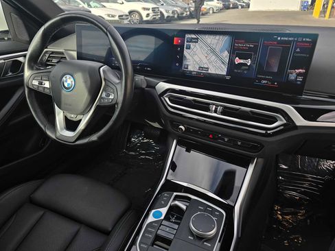 Used 2023 BMW i4 eDrive40 image 10