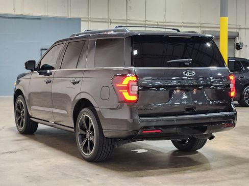 Used 2024 Ford Expedition Limited RWD image 11