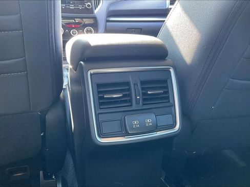 Certified 2023 Subaru Forester Premium AWD/4WD image 39
