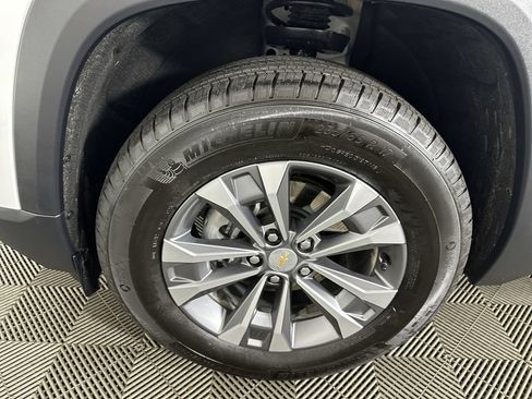 Used 2026 Chevrolet Equinox LT w/ Safety and Technology Package AWD/4WD image 33