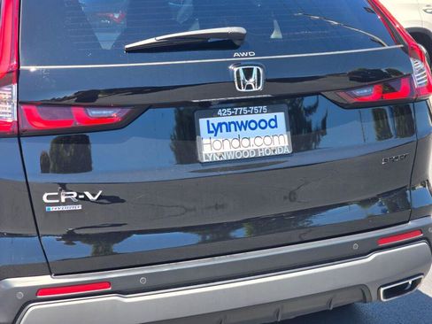 Certified 2025 Honda CR-V Sport-L image 13