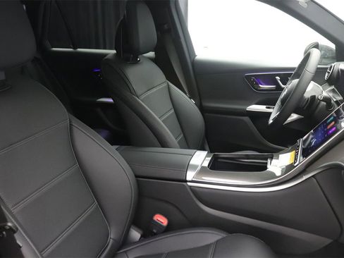 New 2026 Mercedes-Benz GLC 300 image 9