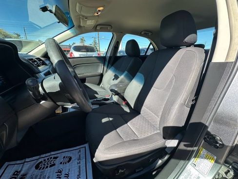 Used 2010 Ford Fusion SE FWD image 10