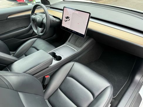 Used 2022 Tesla Model 3 Long Range image 21
