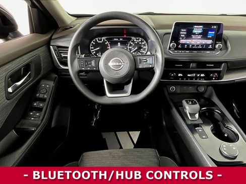 Certified 2023 Nissan Rogue SV image 9