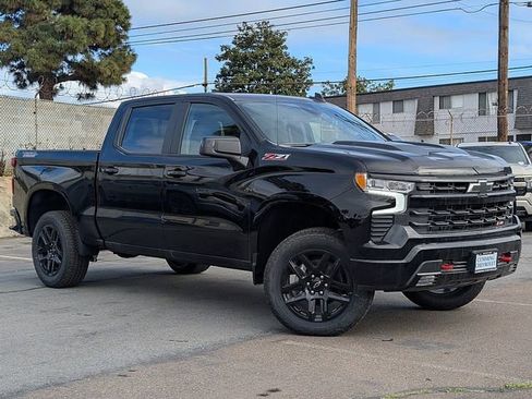 New 2026 Chevrolet Silverado 1500 LT Trail Boss w/ Convenience Package II image 2