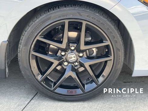 Used 2022 Honda Civic Sport image 4