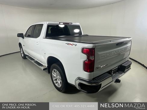 Used 2021 Chevrolet Silverado 1500 LT AWD/4WD image 8