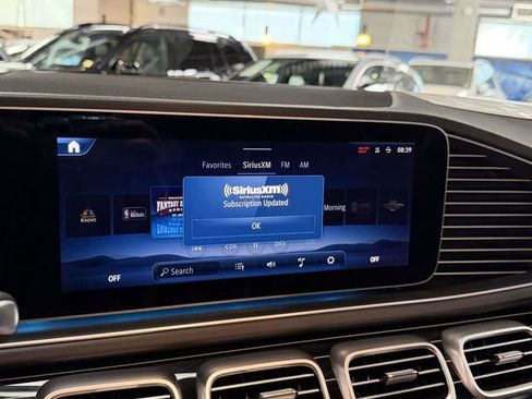 Certified 2025 Mercedes-Benz GLS 450 4MATIC image 28