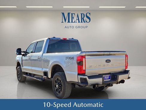 Used 2024 Ford F250 Lariat w/ Black Appearance Package image 4